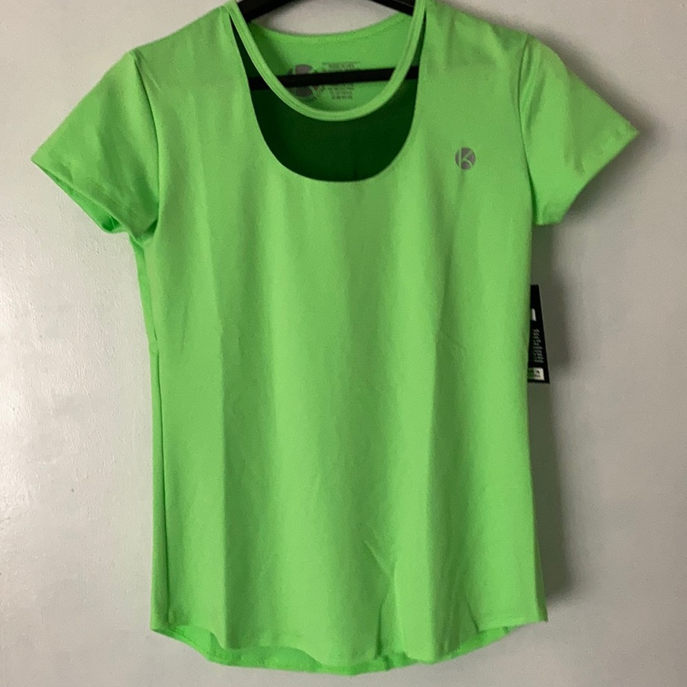 NWT Exercising Top